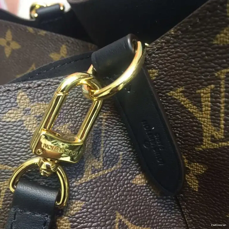 Fashionrepsfam ru 19B570400 Bags LV 0725